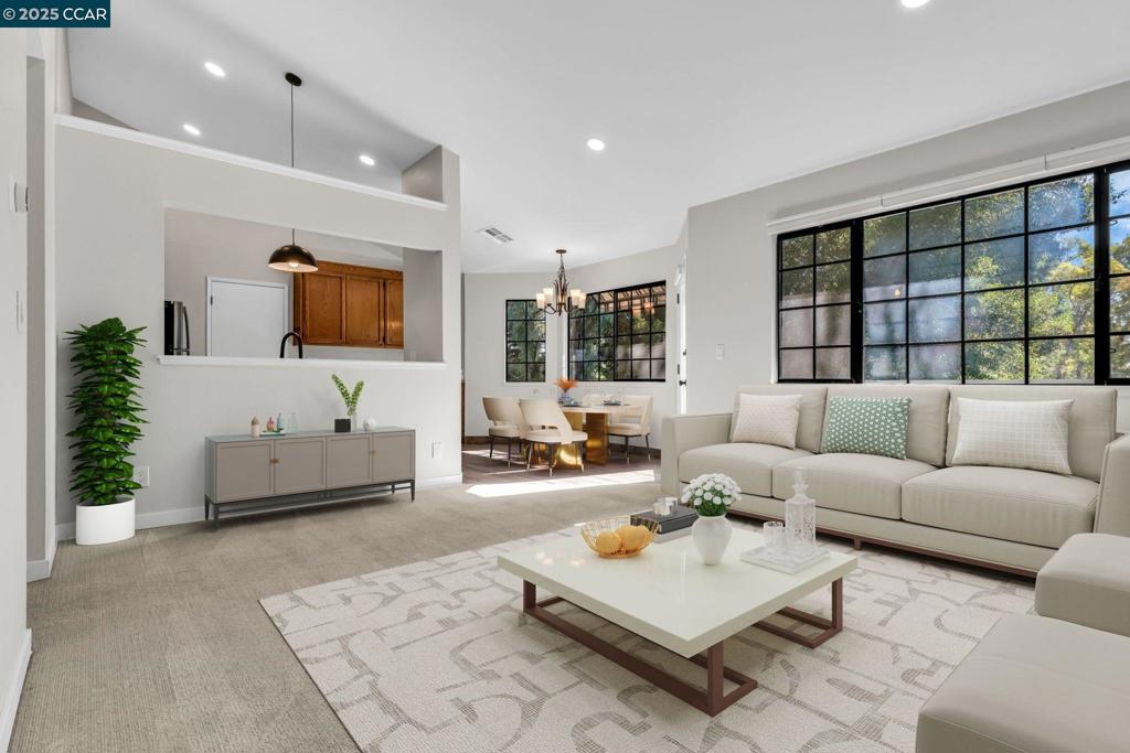 CANYON WOODS - Residential