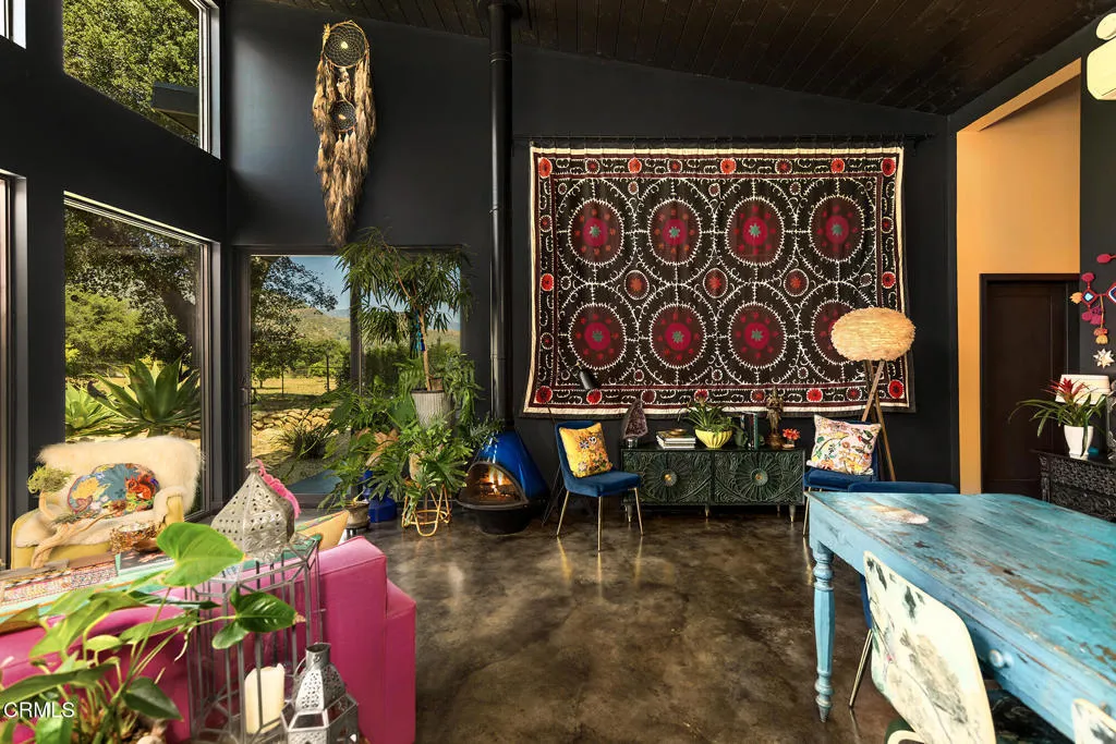 Santa Paula, California 93060, United States, 3 Bedrooms Bedrooms, ,3 BathroomsBathrooms,Residential,Active,153977