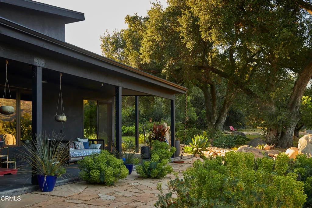 Santa Paula, California 93060, United States, 3 Bedrooms Bedrooms, ,3 BathroomsBathrooms,Residential,Active,153977