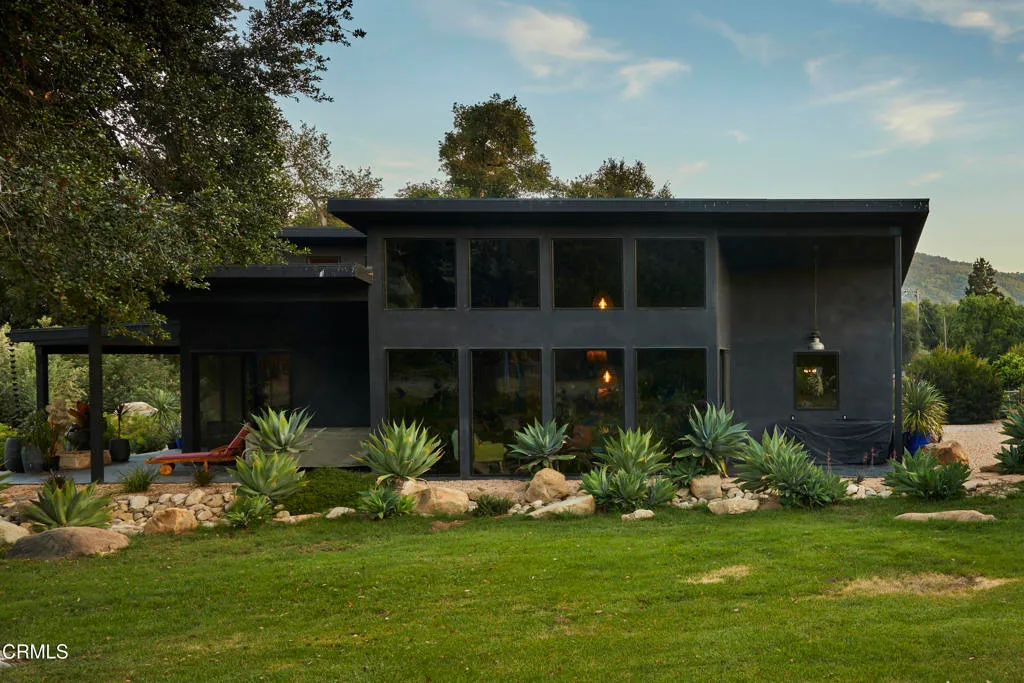 Santa Paula, California 93060, United States, 3 Bedrooms Bedrooms, ,3 BathroomsBathrooms,Residential,Active,153977