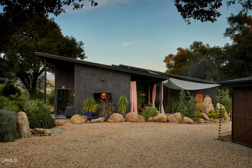 Santa Paula, California 93060, United States, 3 Bedrooms Bedrooms, ,3 BathroomsBathrooms,Residential,Active,153977