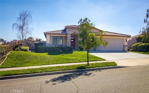 Photo of 31829 Oak Wood Circle, Yucaipa, CA 92399 (MLS # IG25232762)