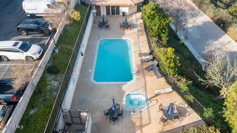 Tiny photo for 845 Warwick Avenue, Thousand Oaks, CA 91360 (MLS # 226001029)