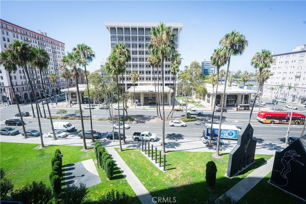 525 E Seaside Way 508