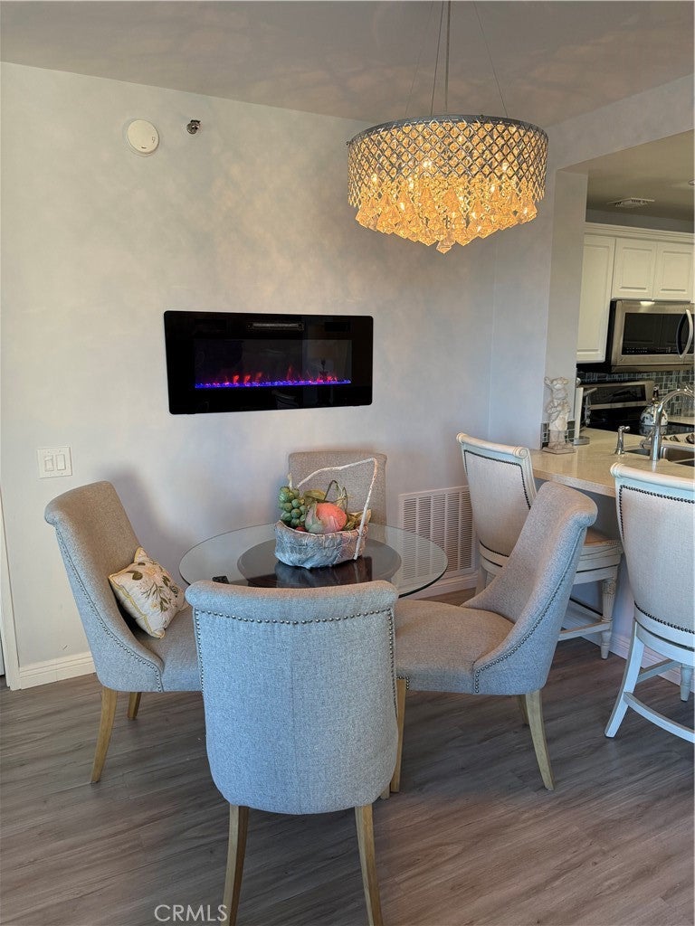 525 E Seaside Way 508