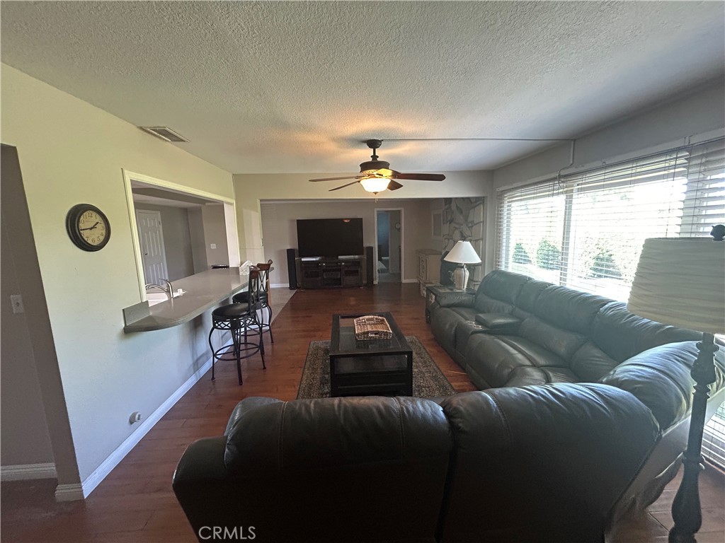 Tustin Meadows (TM) - Residential