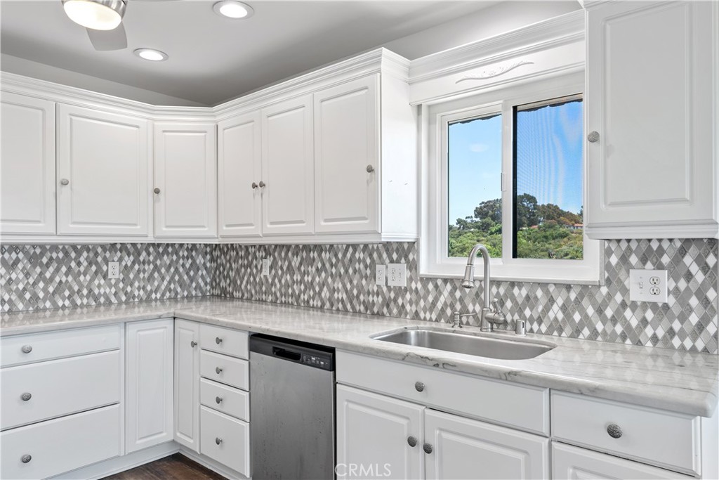 Parkview Manor (PM) - Residential Lease