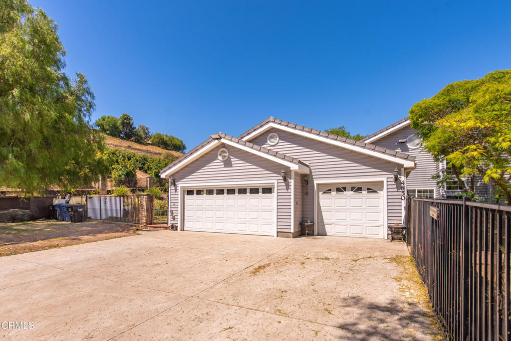4850 N Moorpark Road