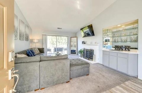 480 Evergreen Ash Palm Desert CA 92211