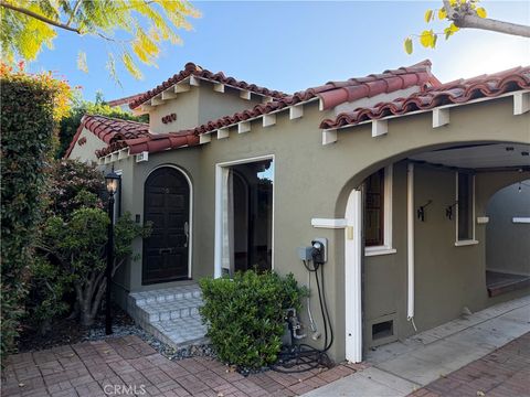 Photo of 1023 S Stanley Avenue, Los Angeles, CA 90019 (MLS # SR26067322)