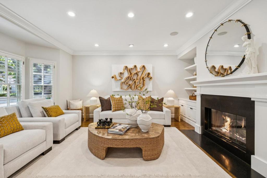 130 Gloria Circle