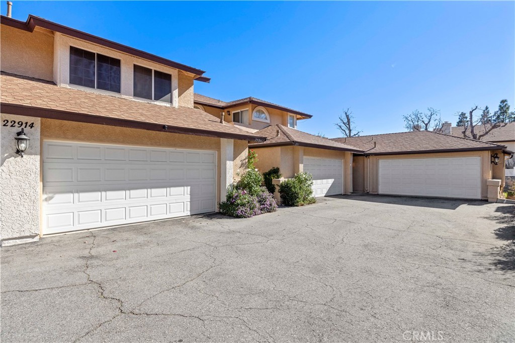 22914 Banyan Place 202