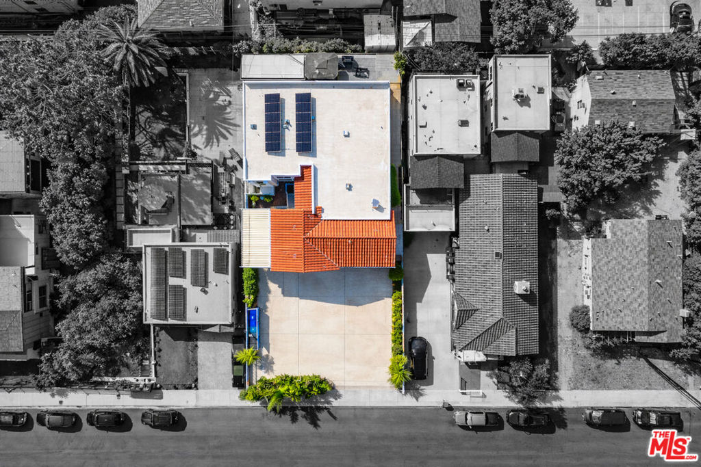 3736 Mississippi Street