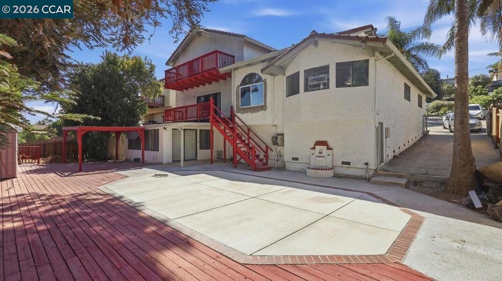 619 Shaddick Dr