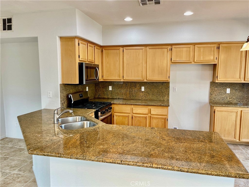 25192 Meadow Walk 1