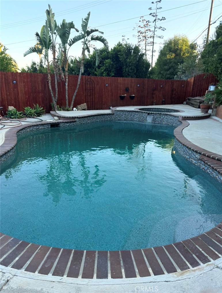 13547 Mindora Avenue