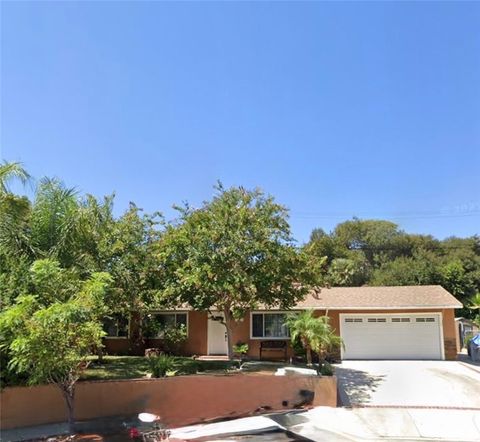 Photo of 13547 Mindora Avenue, Sylmar, CA 91342 (MLS # SR25265533)