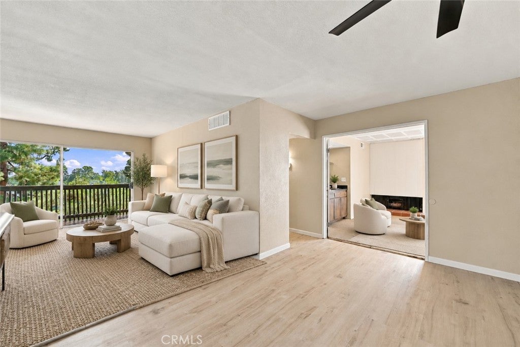 576 N Bellflower 341