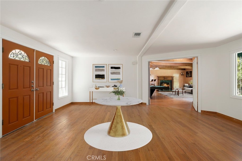 5220 Collier Place