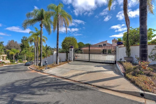 3102 QUIET HILLS PL, ESCONDIDO, CA 92029 - Image 8dcb5dfa036f0c7b6dae5e9f1ba119ca/3635930397