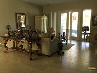 14 NORMANDY Way