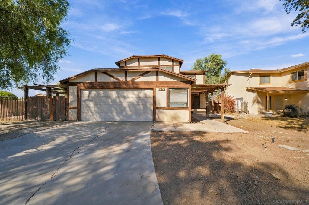 2590 W Elm