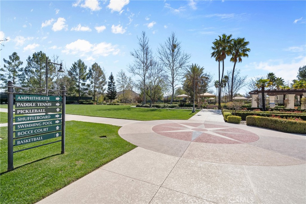 Four Seasons - Residential