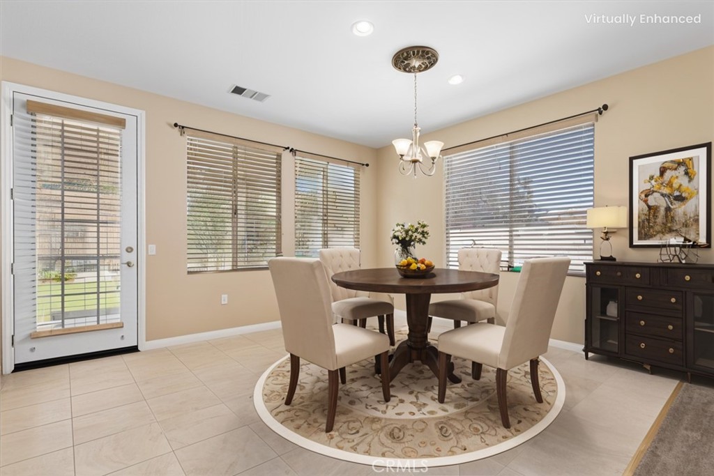 Four Seasons - Residential