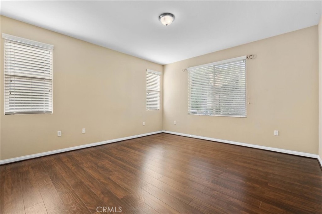 Four Seasons - Residential