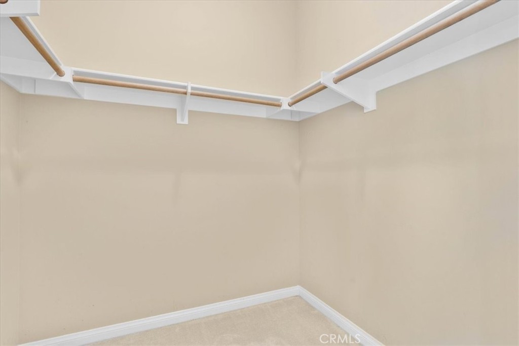 Four Seasons - Residential