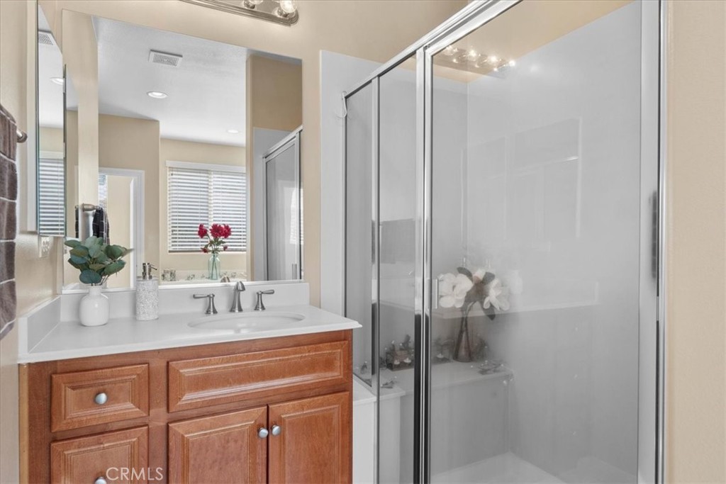 Four Seasons - Residential