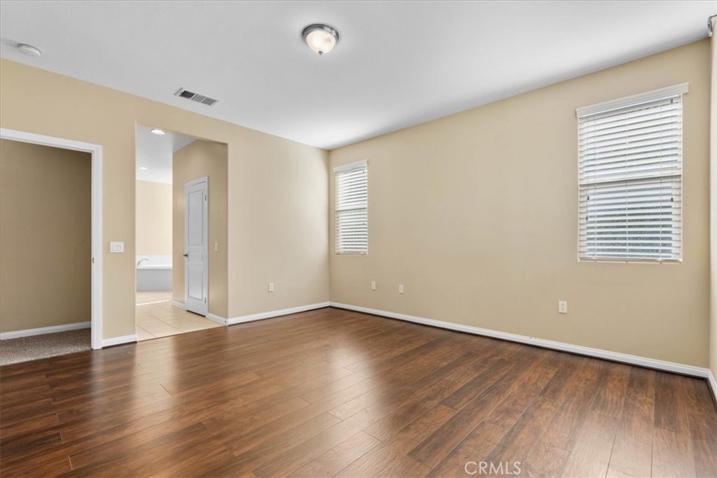 Four Seasons - Residential