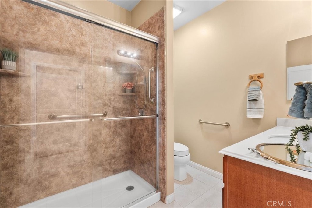 Four Seasons - Residential