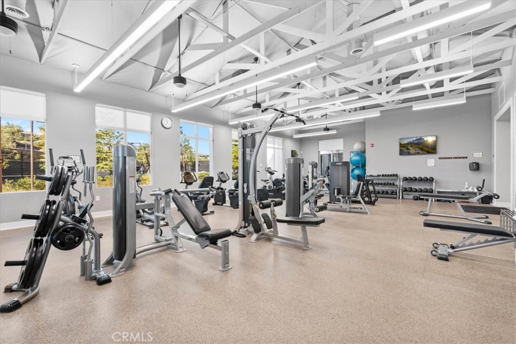 Four Seasons - Residential