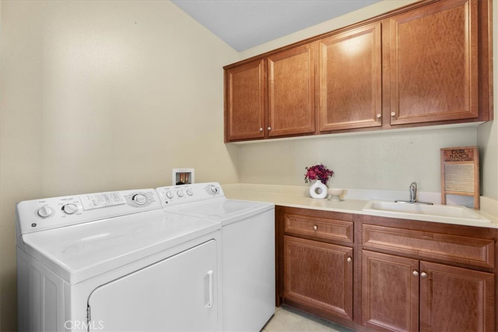 Four Seasons - Residential