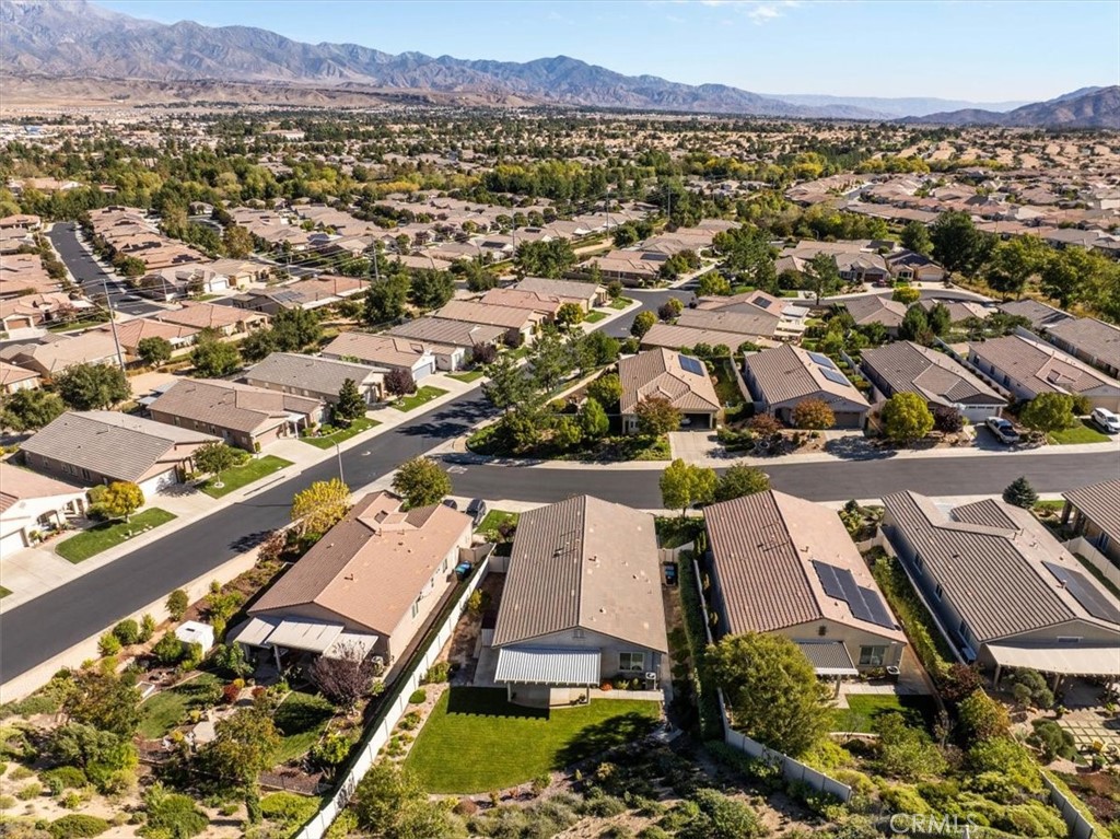 Four Seasons - Residential