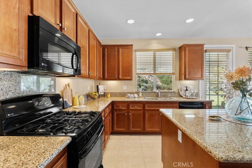 Four Seasons - Residential