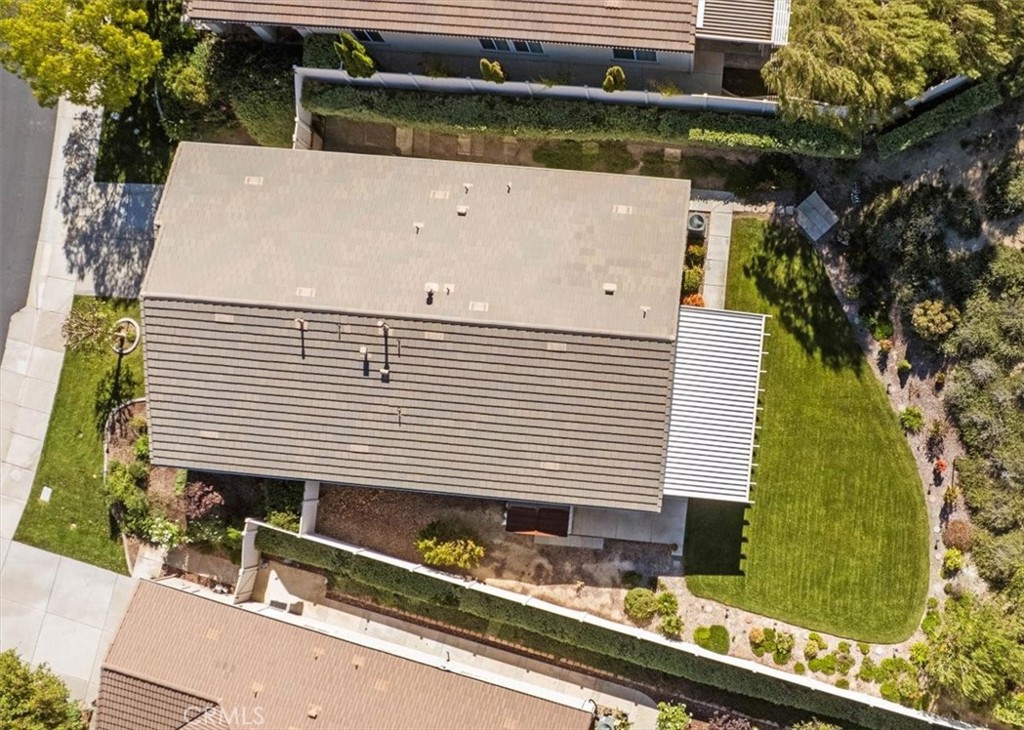 Four Seasons - Residential