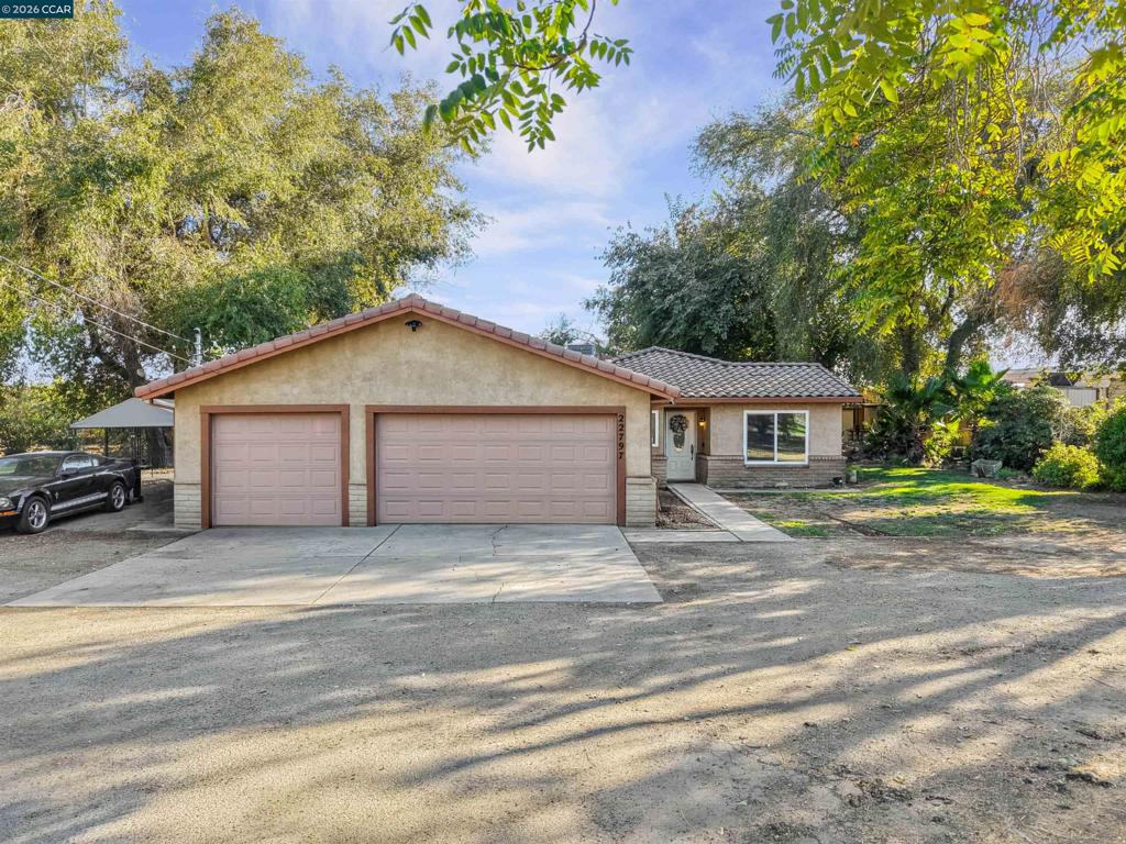 22797 Cozy Ct