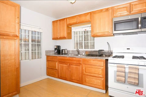 Tiny photo for 1379 W 37th Place, Los Angeles, CA 90007 (MLS # 26873017)