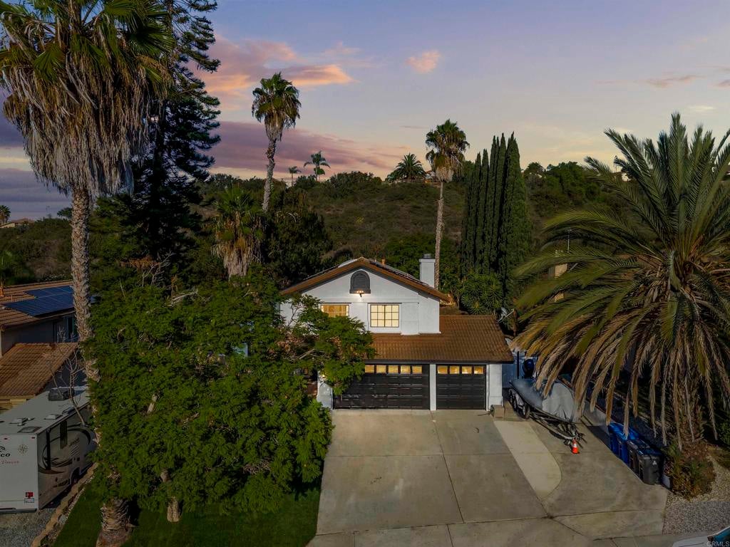 545 Canyon Drive