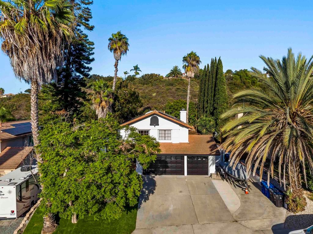 545 Canyon Drive