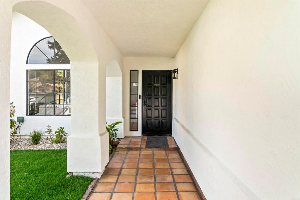 545 Canyon Drive