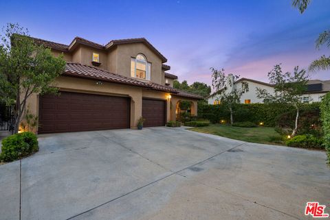 Photo of 25618 Henley Way, Stevenson Ranch, CA 91381 (MLS # 26828367)