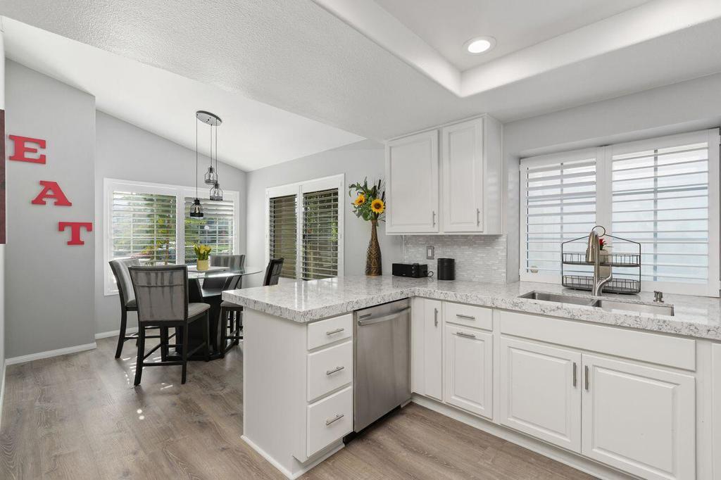 Desert Breezes - Residential Lease