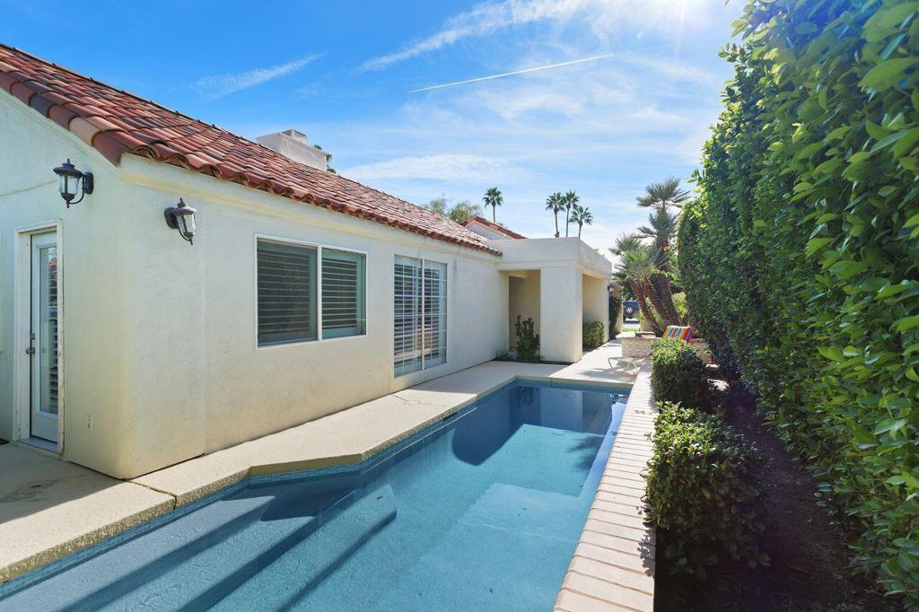 Desert Breezes - Residential Lease