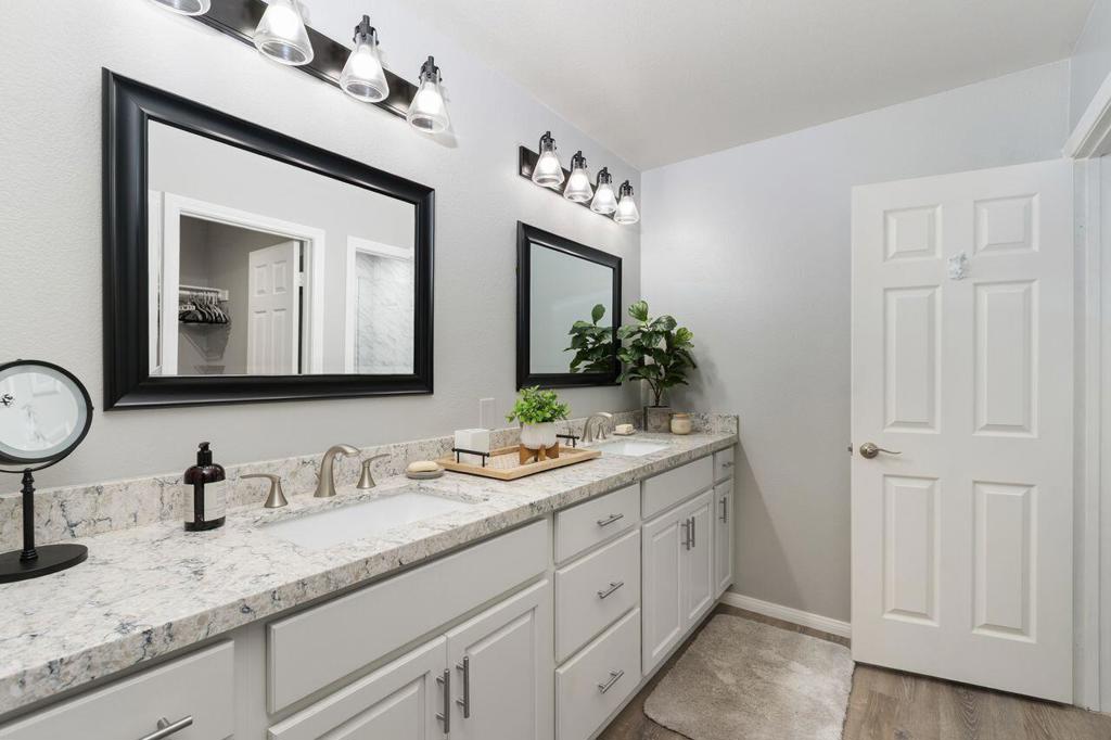 Desert Breezes - Residential Lease