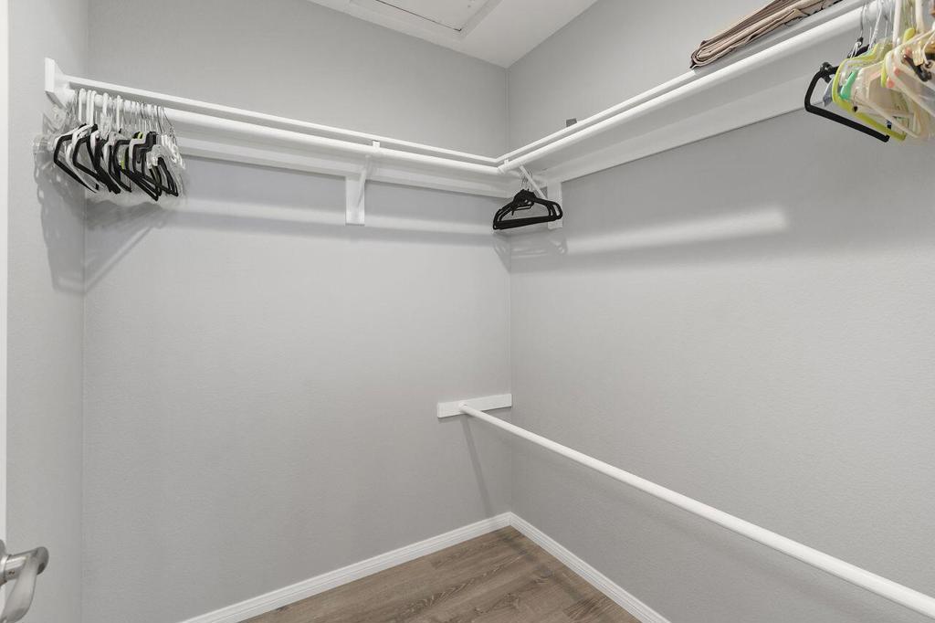 Desert Breezes - Residential Lease