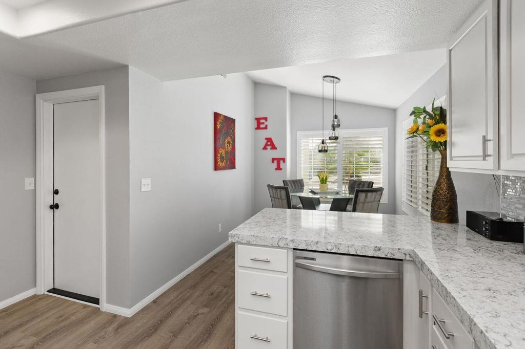 Desert Breezes - Residential Lease