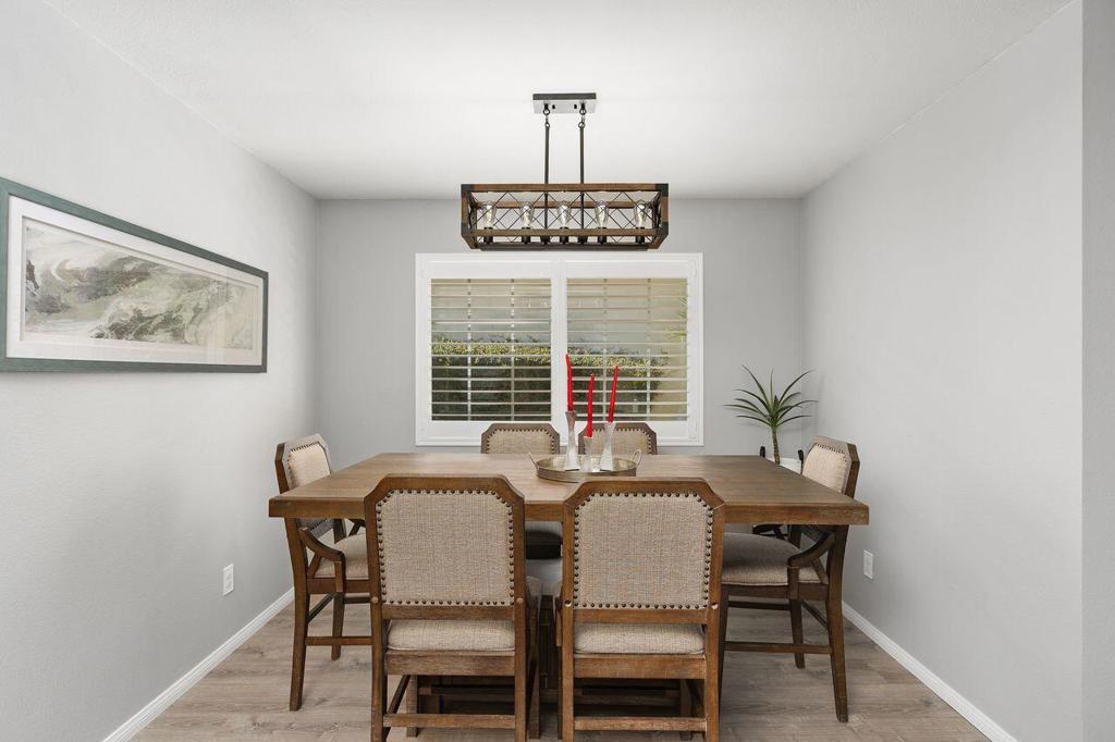 Desert Breezes - Residential Lease